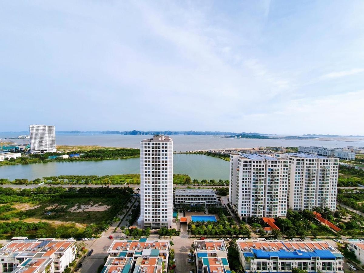 May House Green Bay Garden Ha Long - Near Marina Beach ภายนอก รูปภาพ